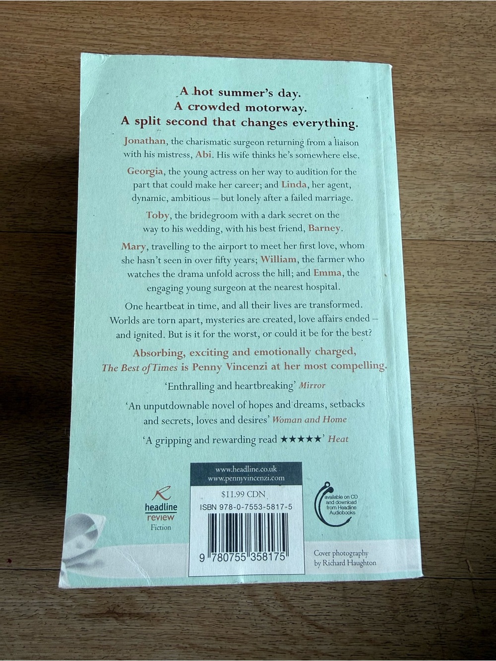 📚3 for $12📚 Penny Vincenzi - The Best of Times (Mint Cover) - Picture 2 of 2